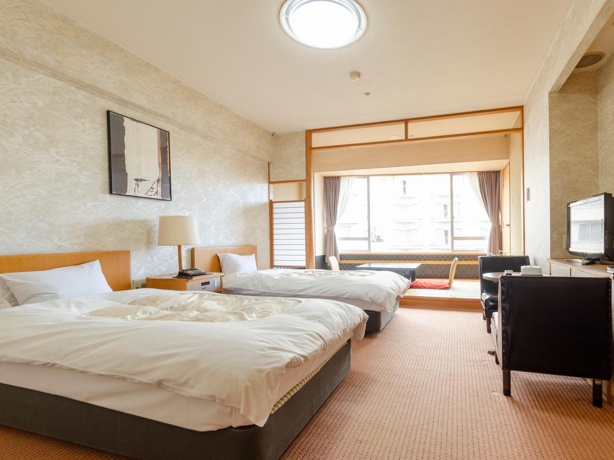 Hotel Ravie Kawaryo Ito  Exterior photo